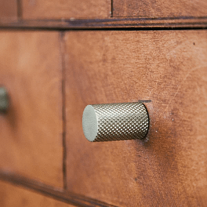Brût Homeware knurled knob brass, House of Otoko