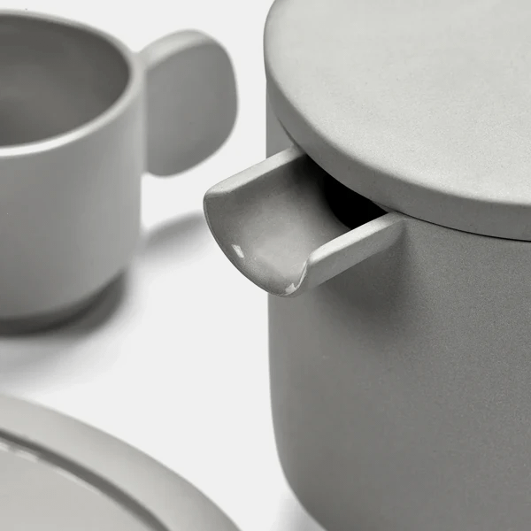 Inner Circle Teapot Light Grey - Image 4